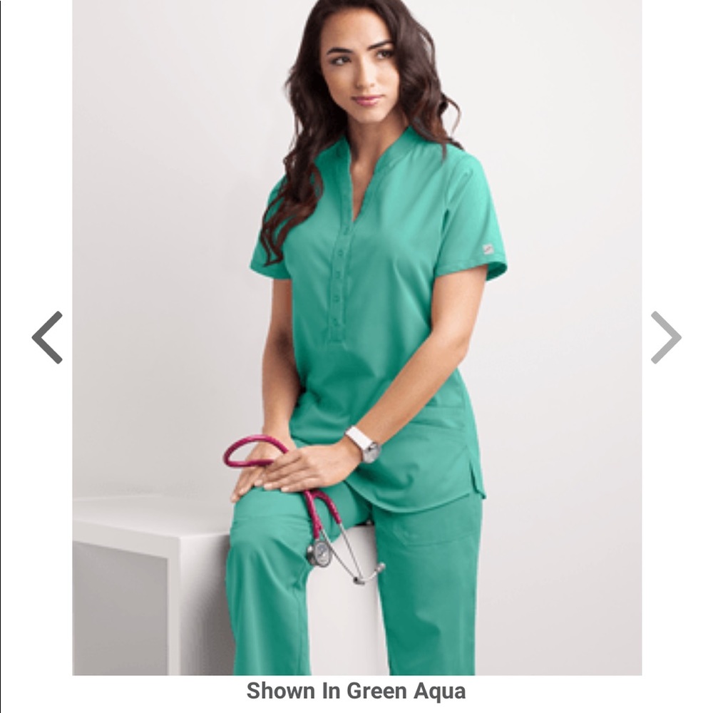 Butter Soft Uniform Advantage Scrub Set